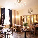 فندق Logis De L'ombree