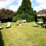 فندق Logis De L'ombree 2*