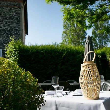 Logis De L'ombrée Hotel Combrée