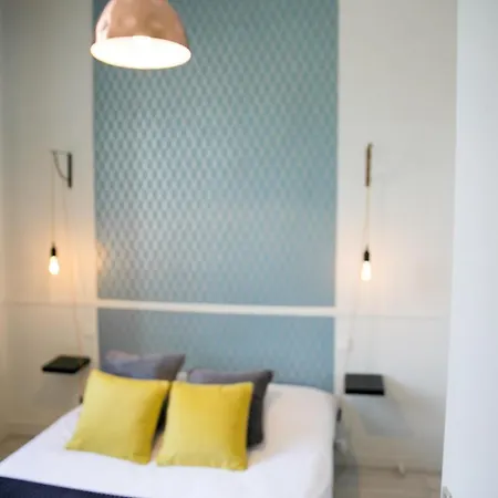 Logis De L'ombrée Hotel 2*