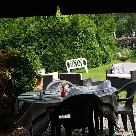 Logis De L'ombrée Hotel 2*