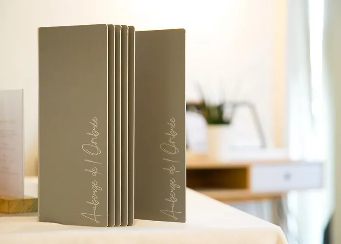 Logis De L'ombrée Hotel