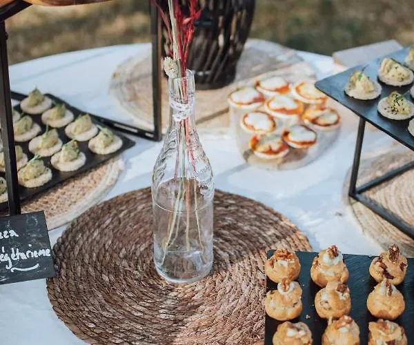 Logis De L'ombrée Combrée